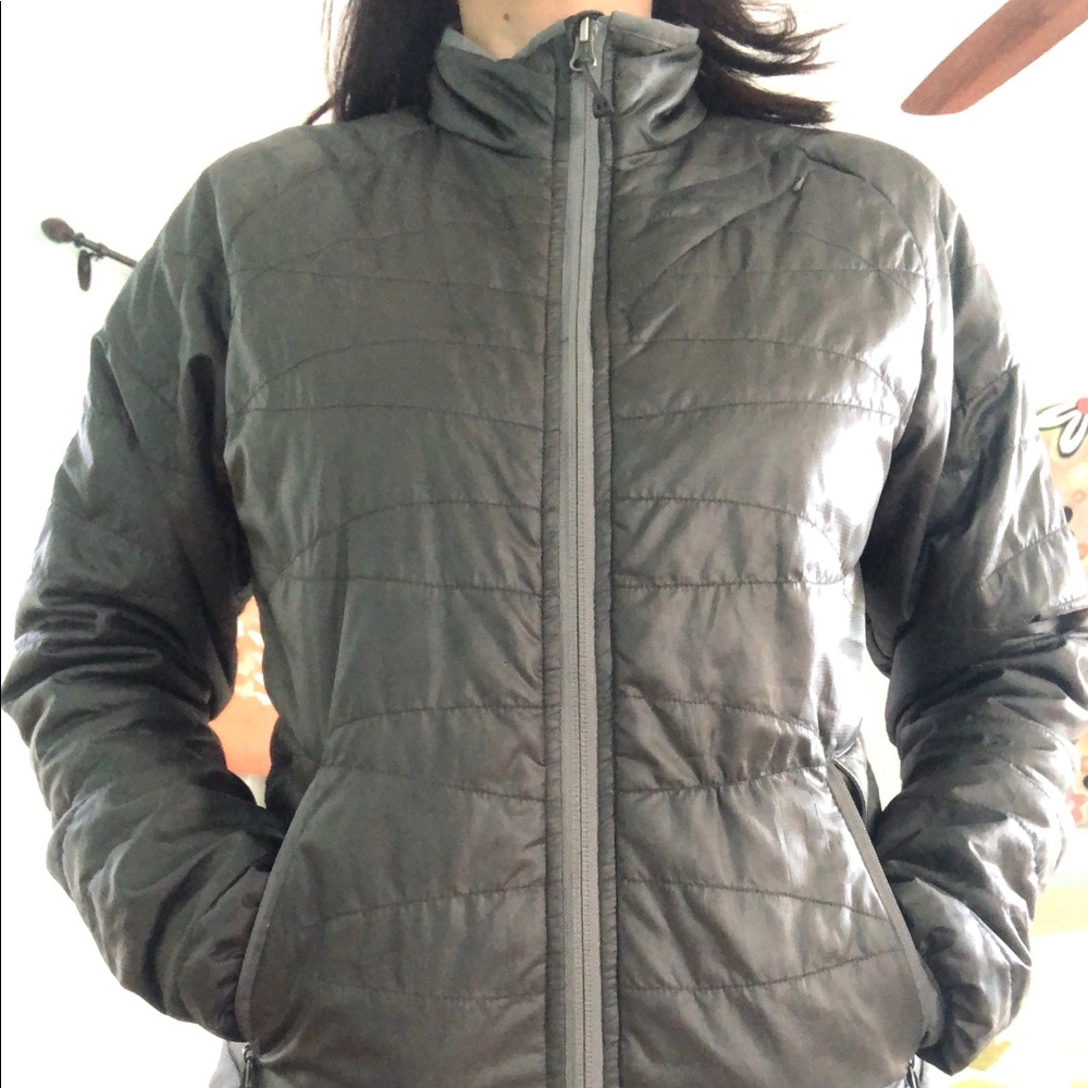 REI XS black packable light jacket